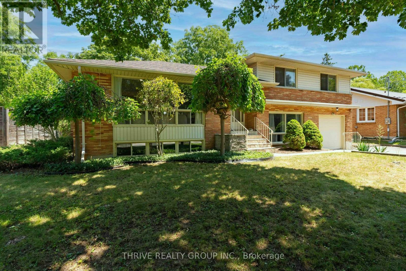 85 Bloomfield Drive, London, ON, N6G 1P4