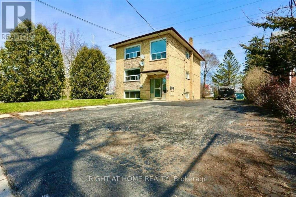 3-394 Thiel Street, London, ON, N5W 4P8