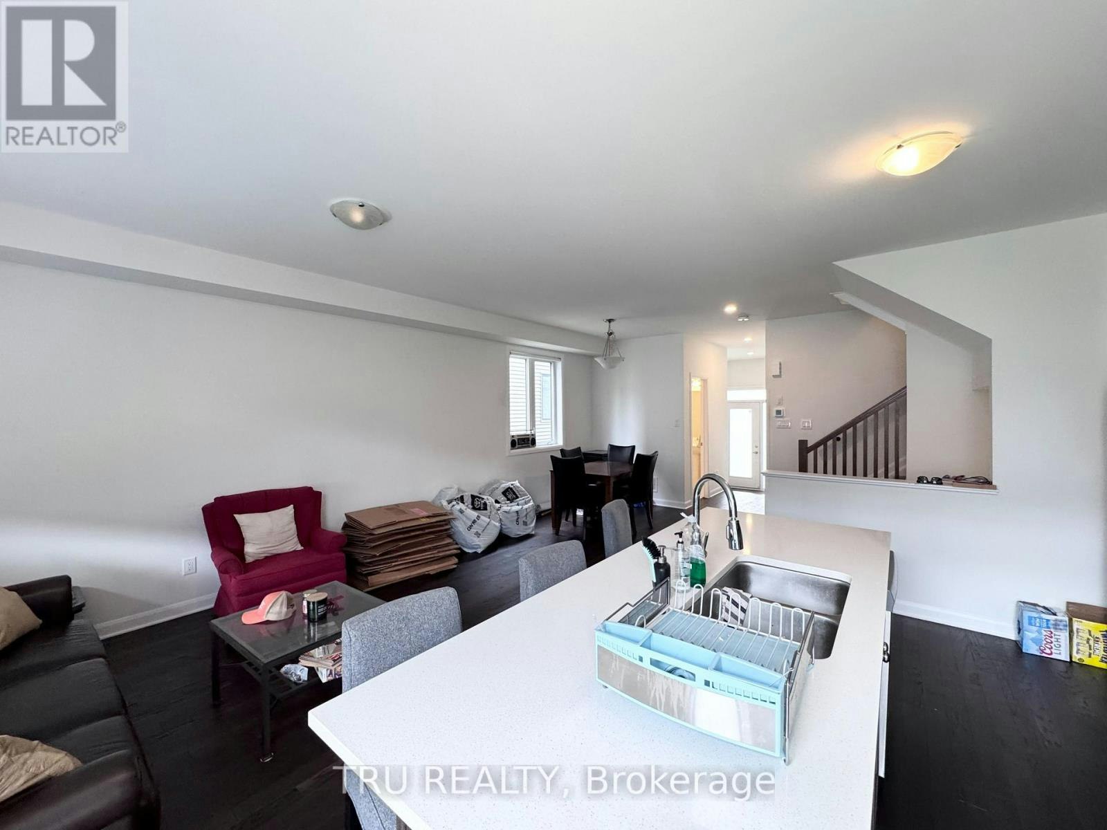 201 Invention Boulevard, Ottawa, ON, K2K 1X7 - 7