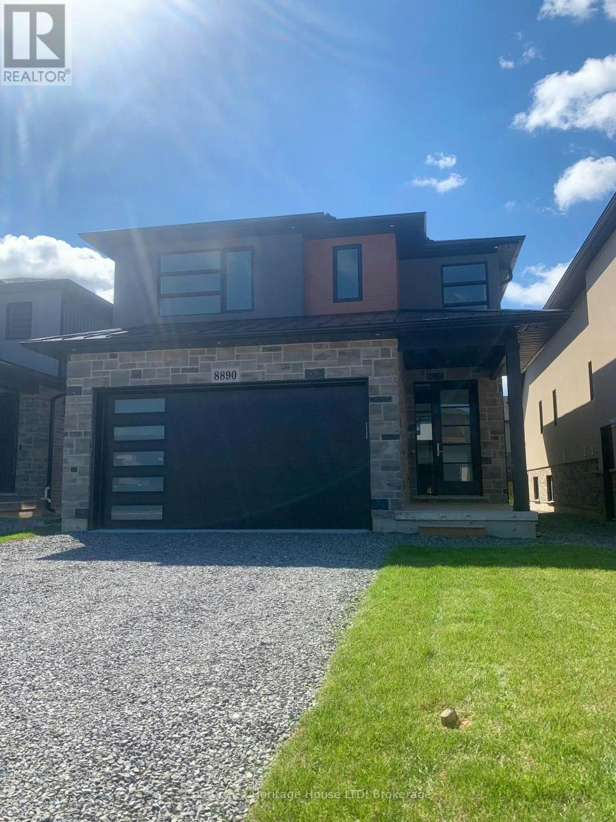 8890 Angie Drive, Niagara Falls, ON, L2H 3W8
