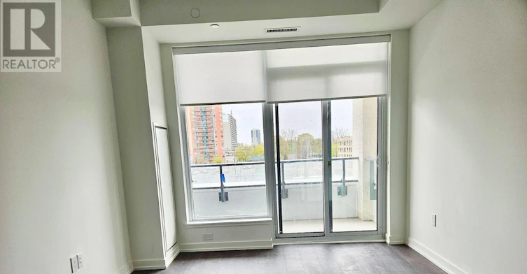 N323-7 Golden Lion Heights, Toronto, ON, M2M 4E7 - 5