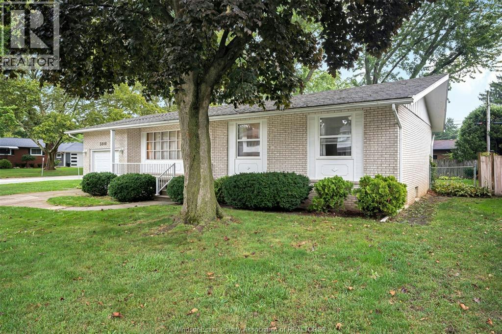 5800 Cabot Avenue, Lasalle, ON, N9H 1M1