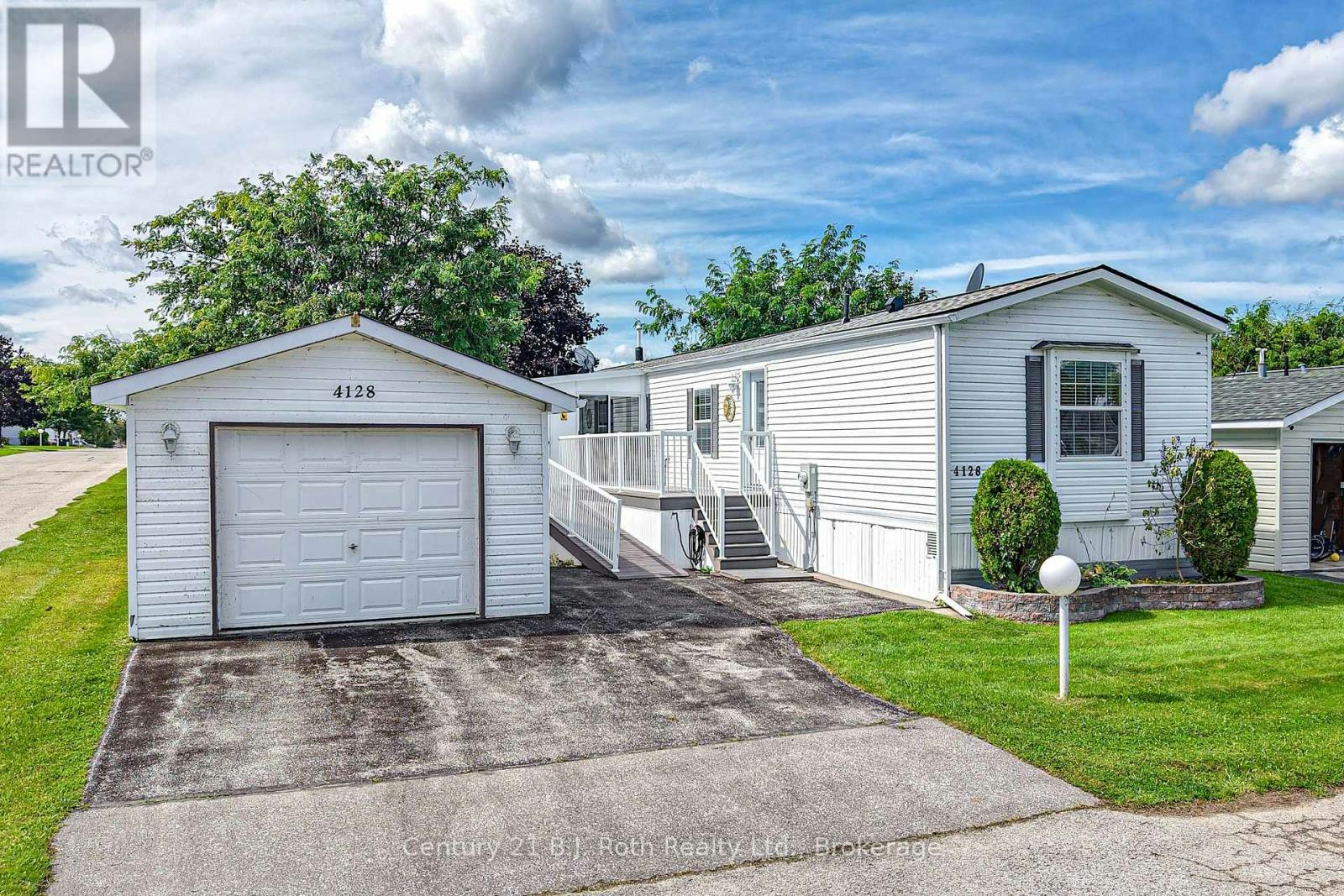 4128 Haines Street, Severn, ON, L3V 0V4