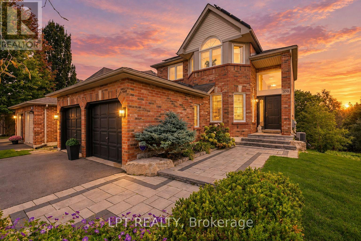 370 Silken Laumann Drive, Newmarket, ON, L3X 2J1
