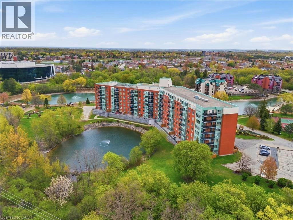 215-30 Blue Springs Drive, Waterloo, ON, N2J 4T2
