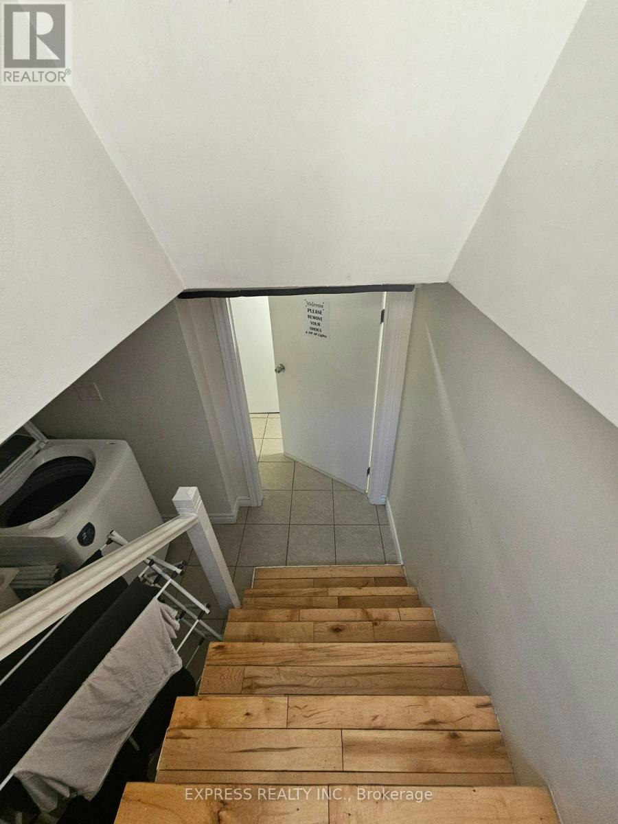 BSMT-392 Whitmore Avenue N, Toronto, ON, M6E 2N4 - 5