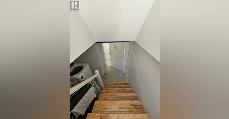 BSMT-392 Whitmore Avenue N, Toronto, ON, M6E 2N4 - 5
