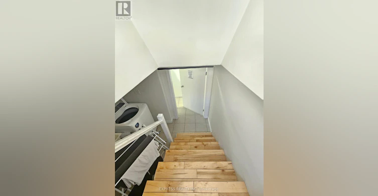 BSMT-392 Whitmore Avenue N, Toronto, ON, M6E 2N4 - 3