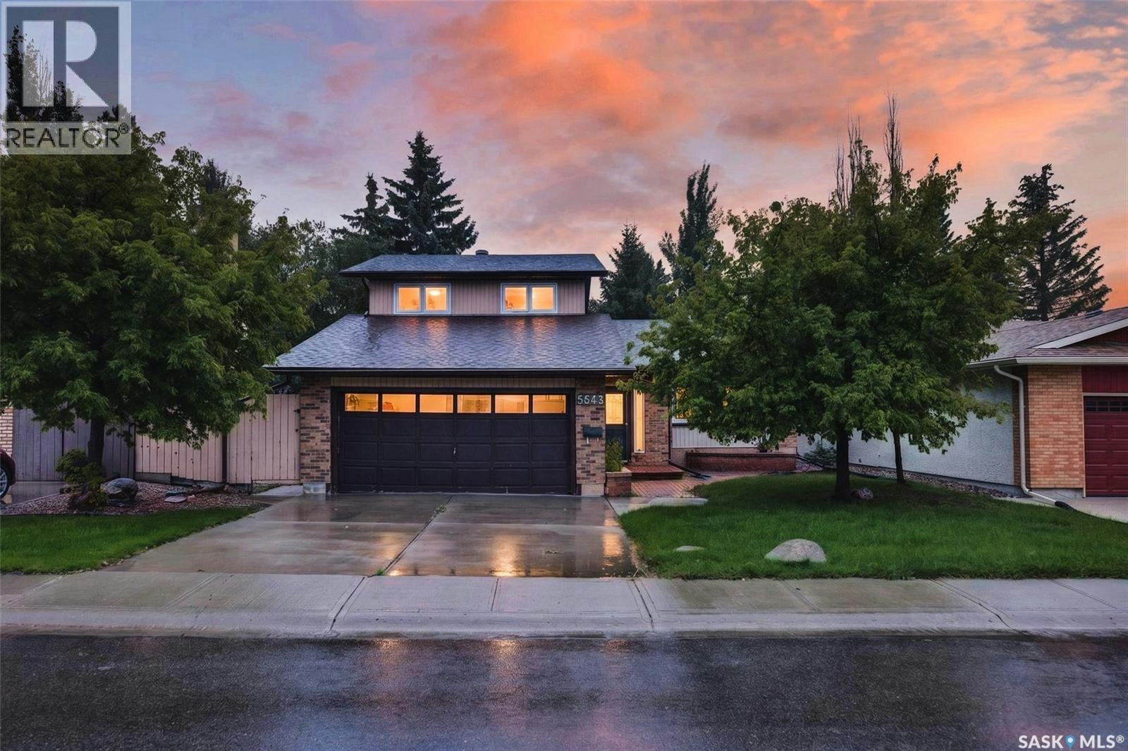 3643 White Bay, Regina, SK, S4S 7C9