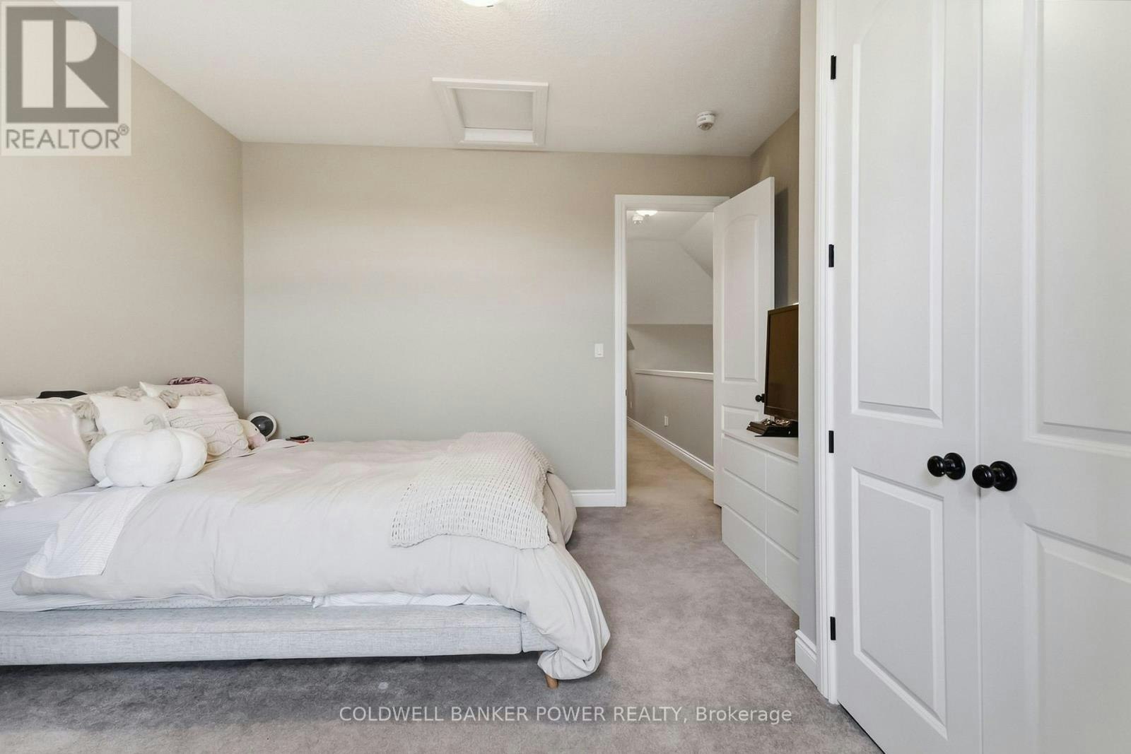 2483 Meadowlands Way, London, ON, N6G 0P1 - 22