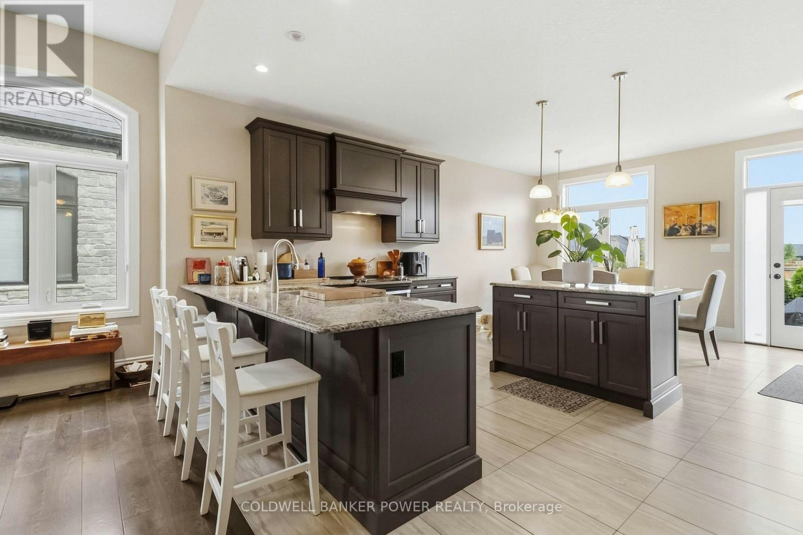 2483 Meadowlands Way, London, ON, N6G 0P1 - 6
