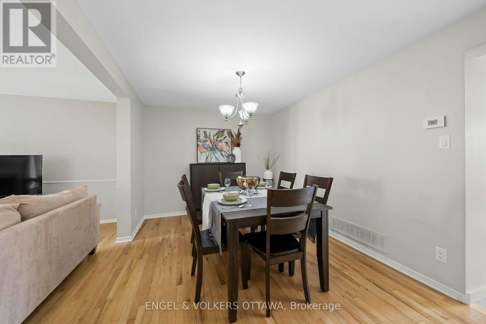 1831 Summerfields Crescent, Ottawa, ON, K1C 7B8 - 12