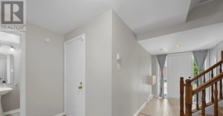 1831 Summerfields Crescent, Ottawa, ON, K1C 7B8 - 5