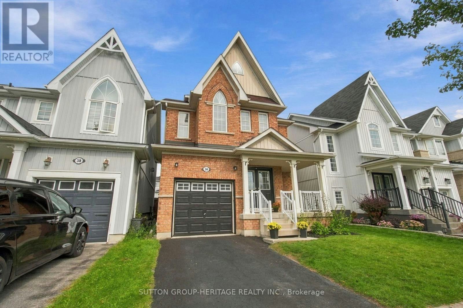 36 Mildenhall Place, Whitby, ON, L1M 0E4
