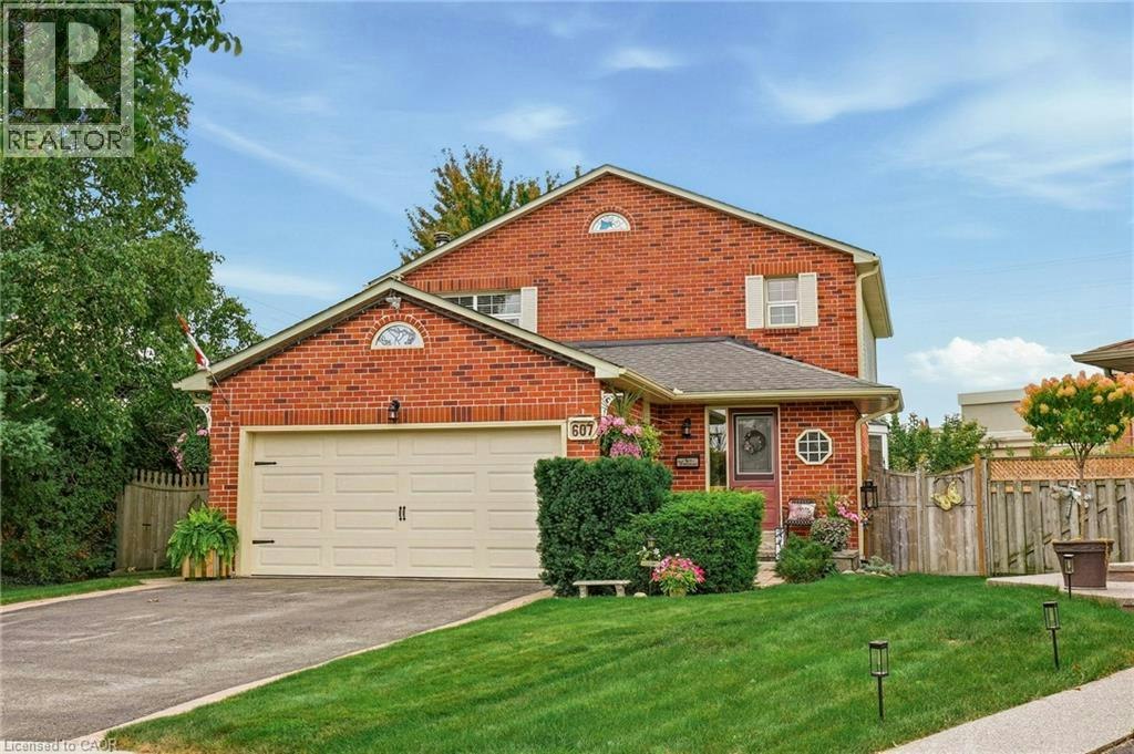 607 Clover Park Crescent, Milton, ON, L9T 4T7