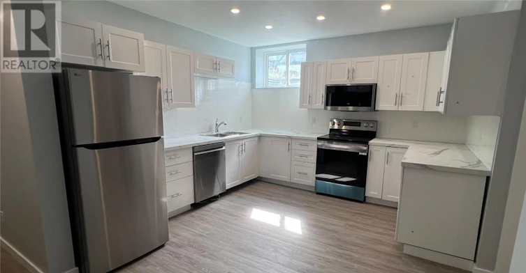Lower-174 Jeanine Street, Greater Sudbury, ON, P3P 0E8 - 2