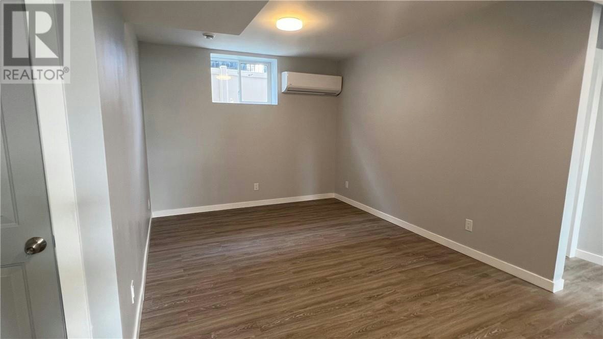 Lower-174 Jeanine Street, Greater Sudbury, ON, P3P 0E8 - 4