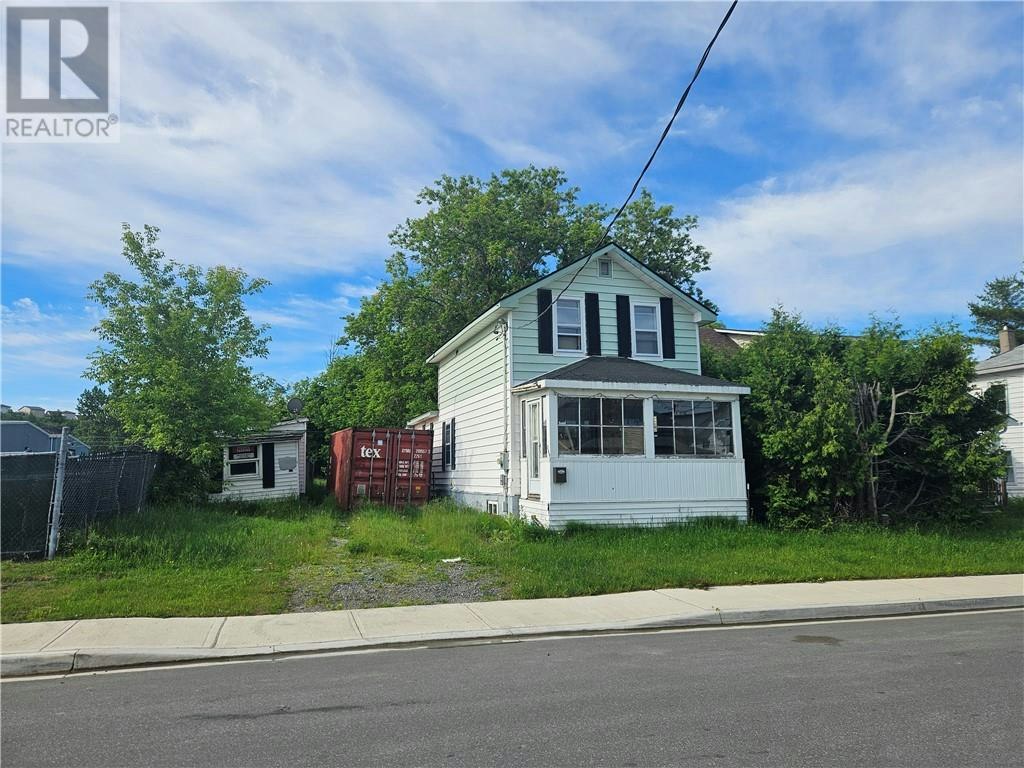 369 Agnes, Greater Sudbury, ON, P3B 2J2