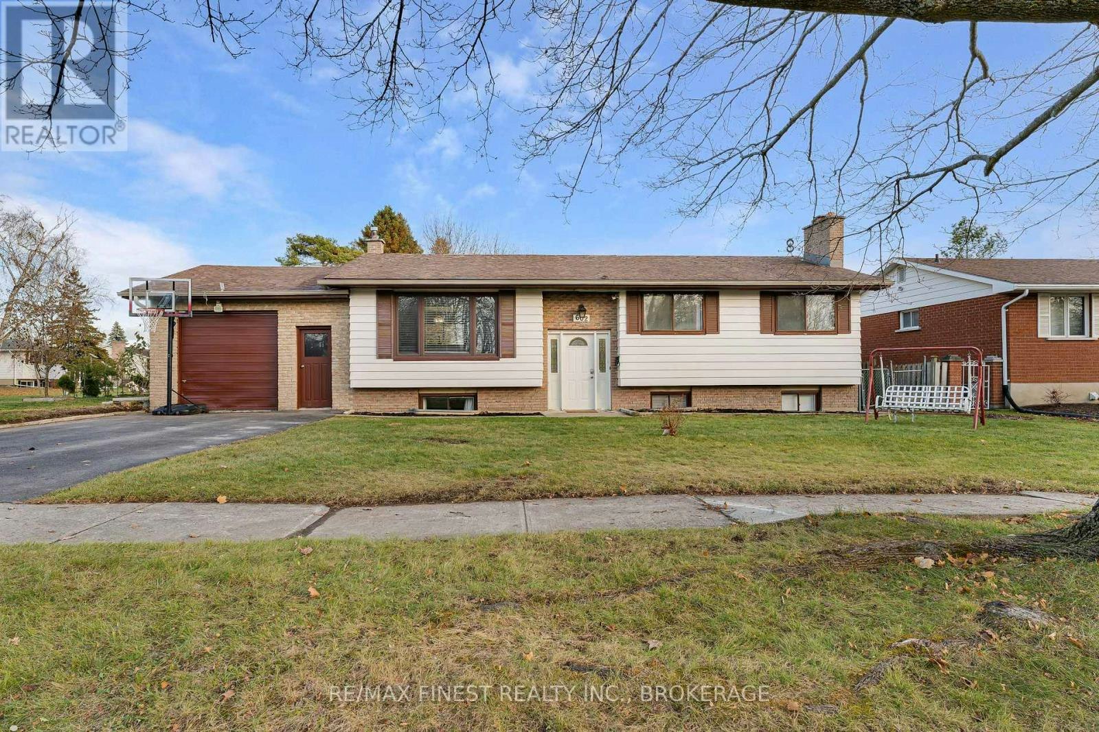 602 Watford Place, Kingston, ON, K7M 5W8