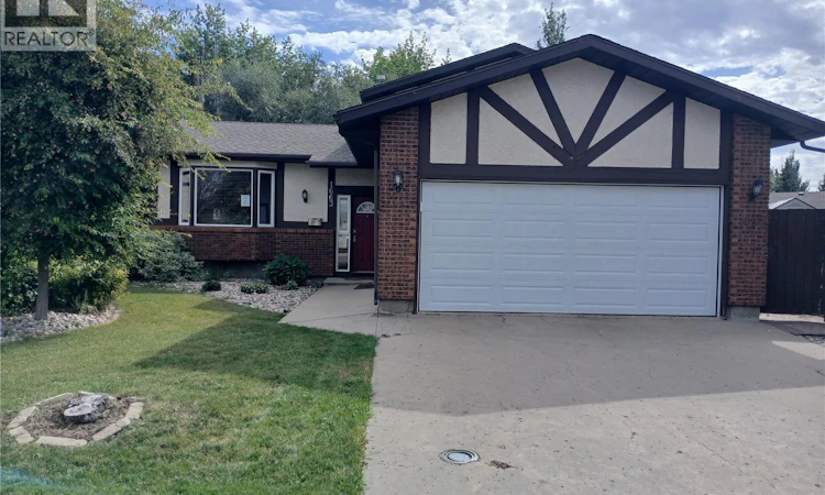 1663 Shattuck Bay N