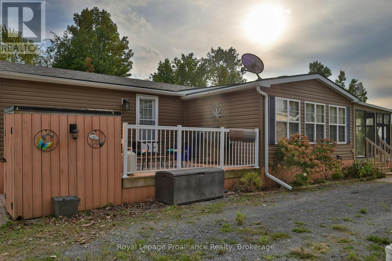 486 50 Cty 18 Cherry Beach Rd Lane, Prince Edward County, ON, K0K 2T0