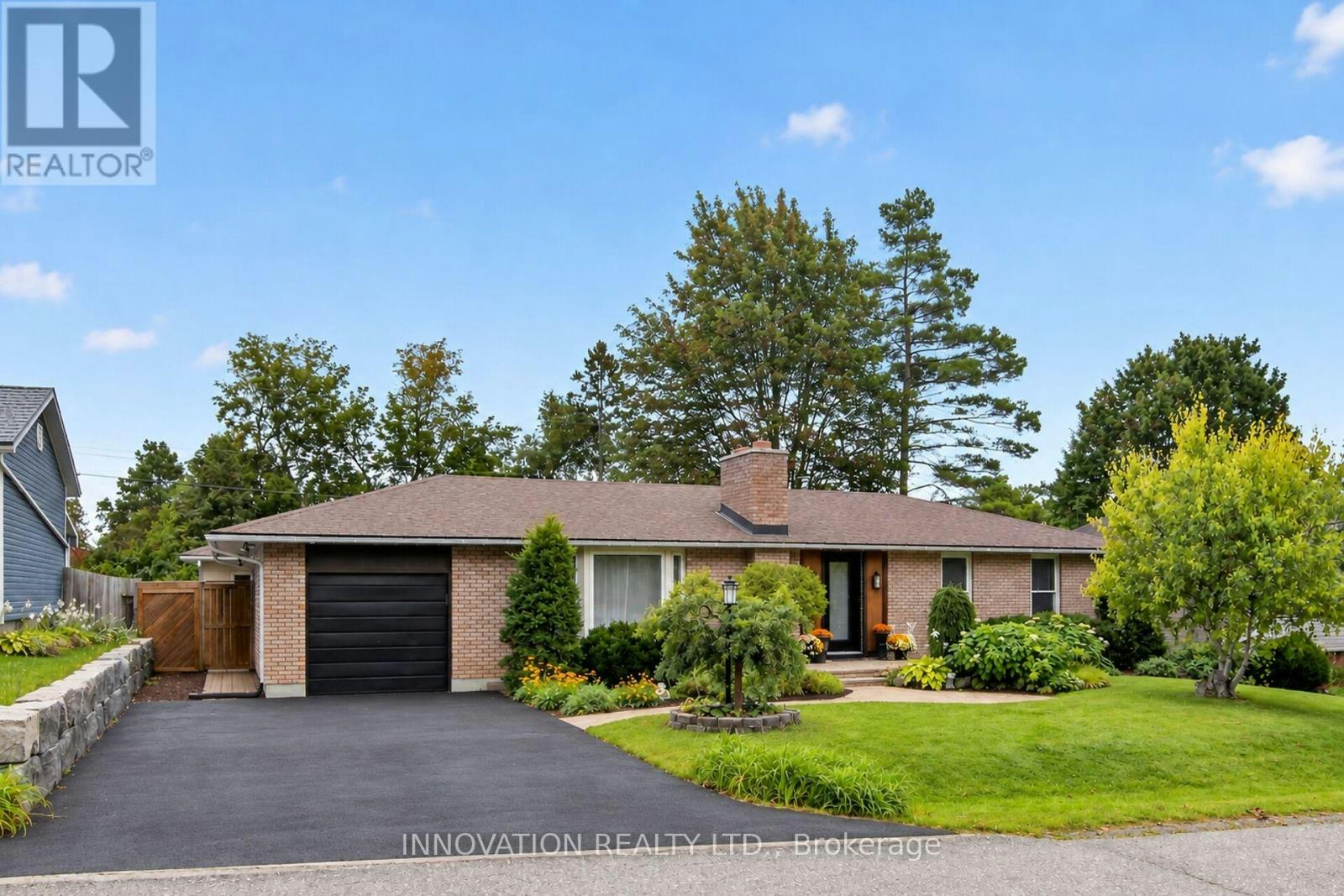 8 Dogwood Drive, Ottawa, ON, K0A 3P0
