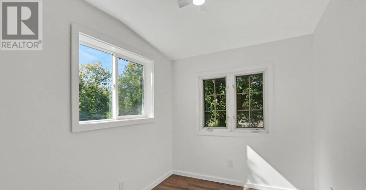 1221 Fairgreen Avenue, Ottawa, ON, K4B 1N2 - 13