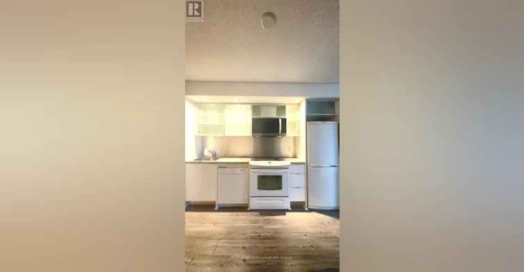 2111-25 Telegram Mews, Toronto, ON, M5V 3Z1 - 9