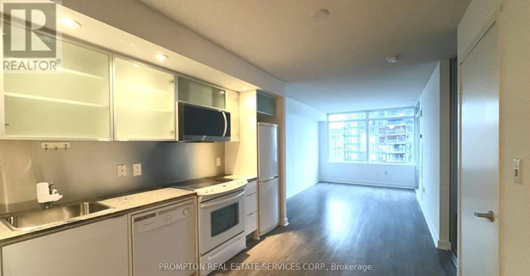 2111-25 Telegram Mews, Toronto, ON, M5V 3Z1 - 8