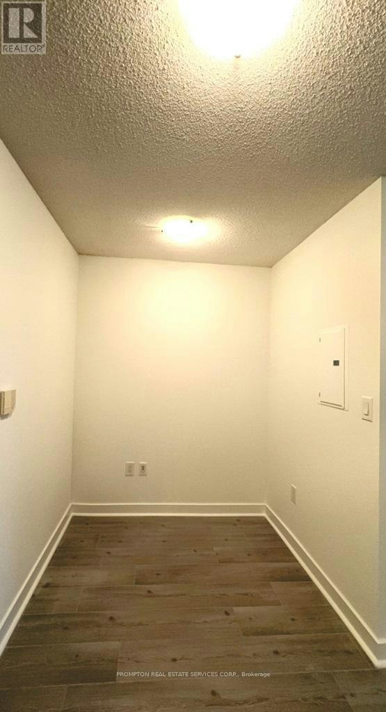 2111-25 Telegram Mews, Toronto, ON, M5V 3Z1 - 6