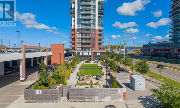 1015-2550 Simcoe Street N
