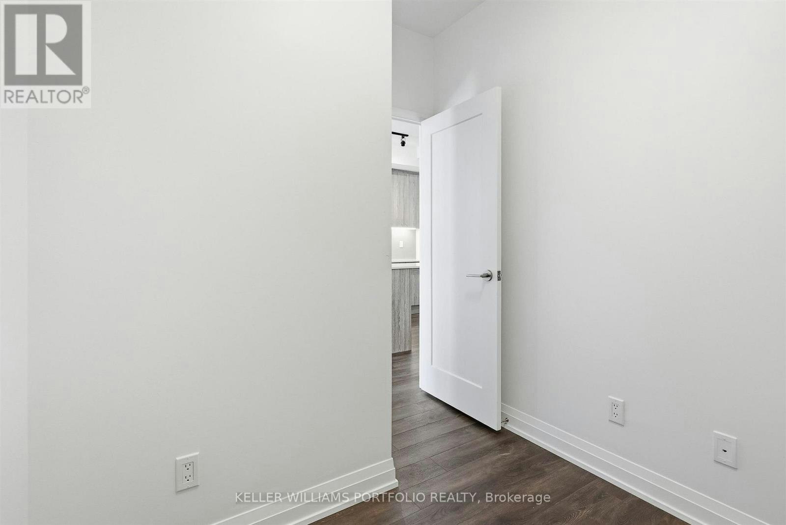 811-286 Main Street, Toronto, ON, M4C 0B3 - 23