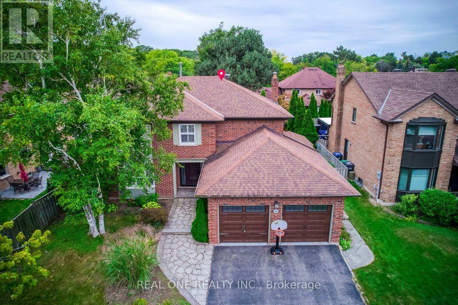 3944 Glamis Court, Mississauga, ON, L5L 3N5