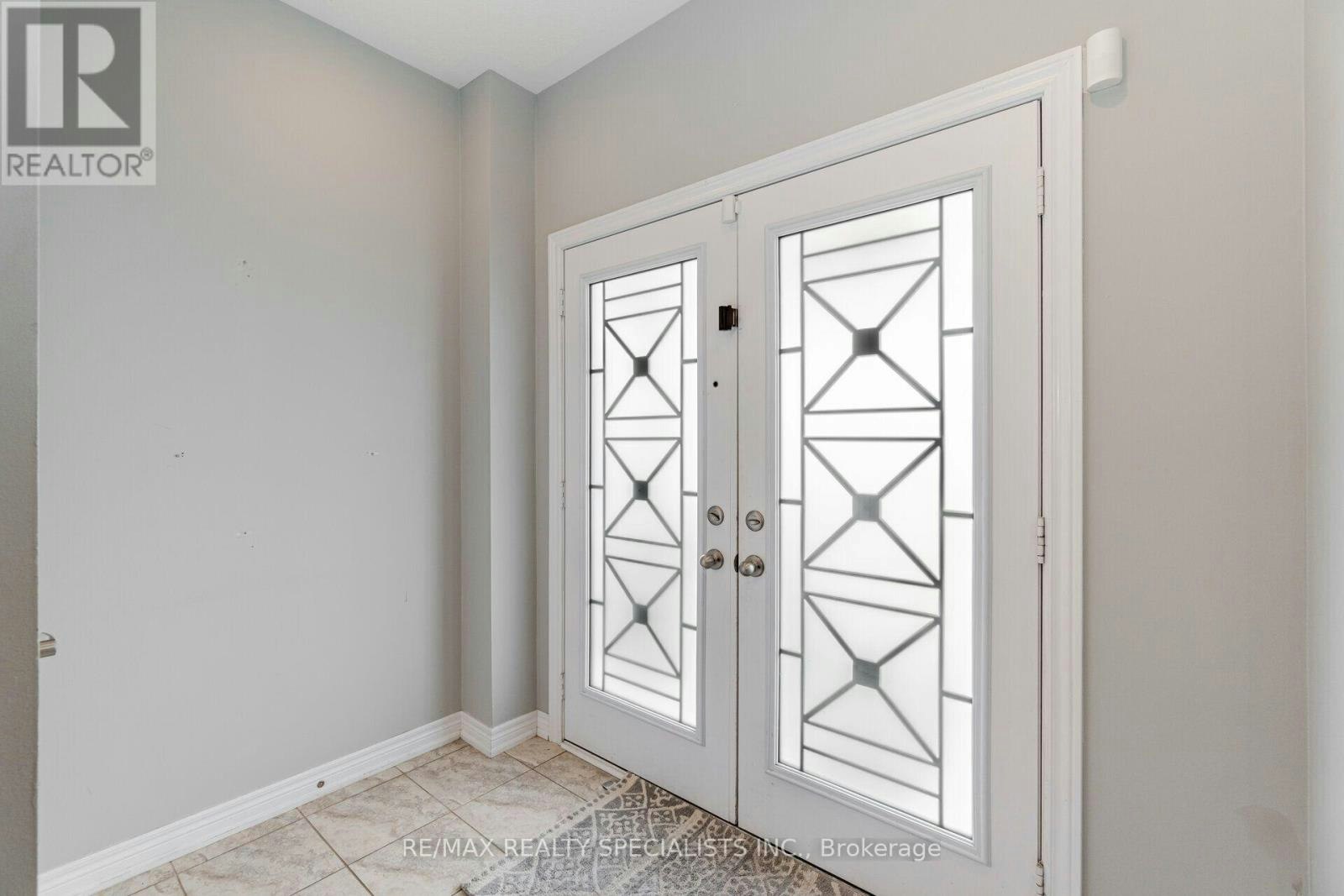 93 Yardley Crescent, Brampton, ON, L6X 5L8 - 6