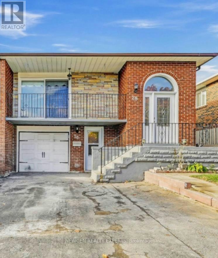 28 Royal Salisbury Way, Brampton, ON, L6V 3J6