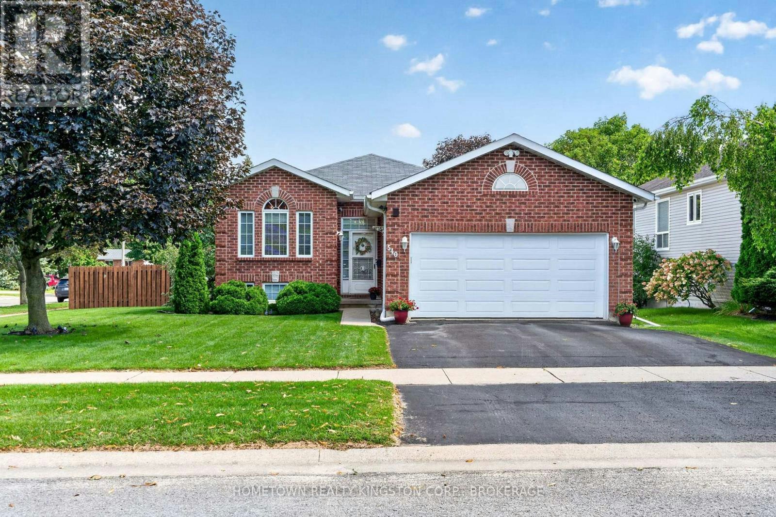 540 Sackville Crescent, Kingston, ON, K7M 8W3