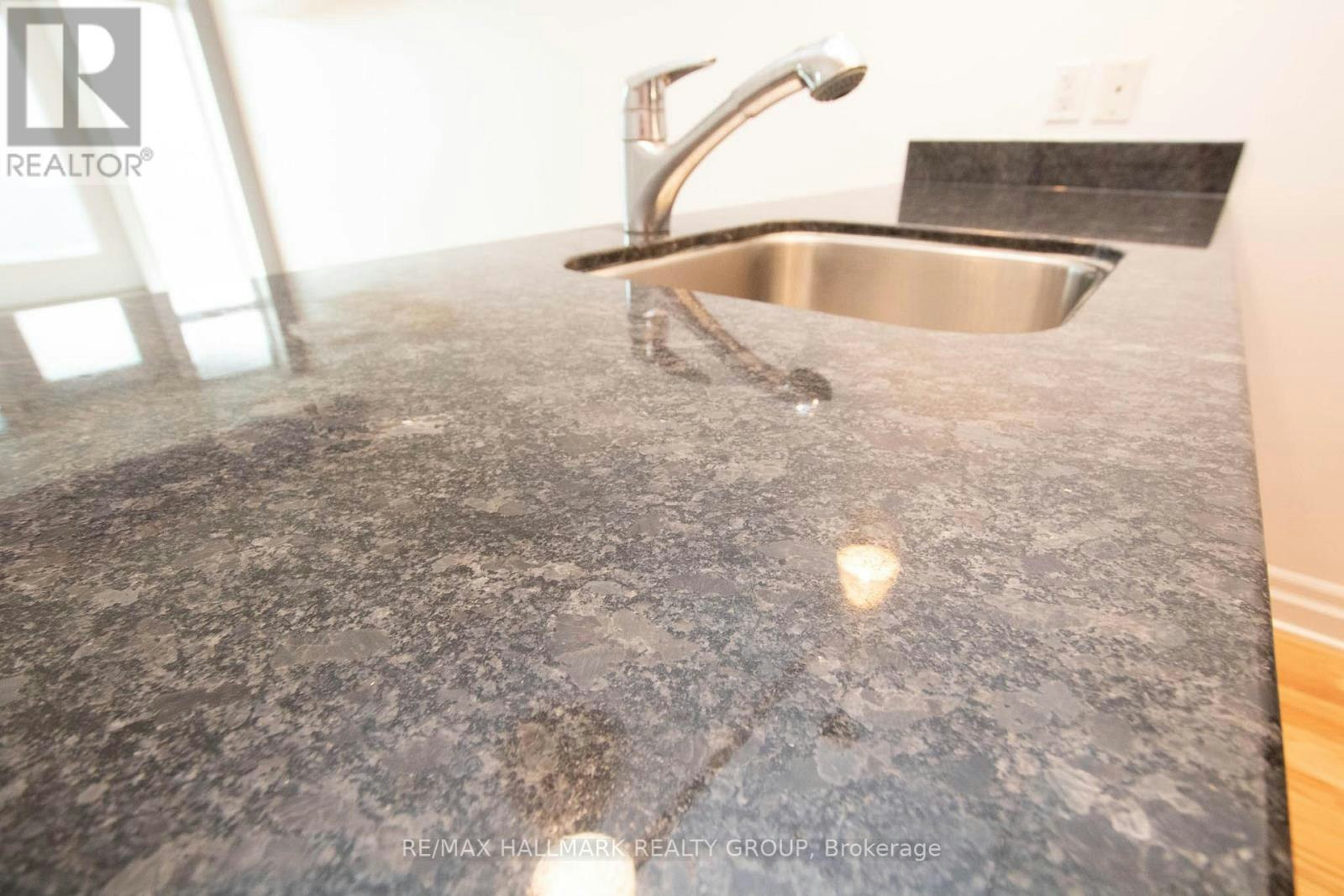 1113-235 Kent Street, Ottawa, ON, K2P 1Z9 - 13