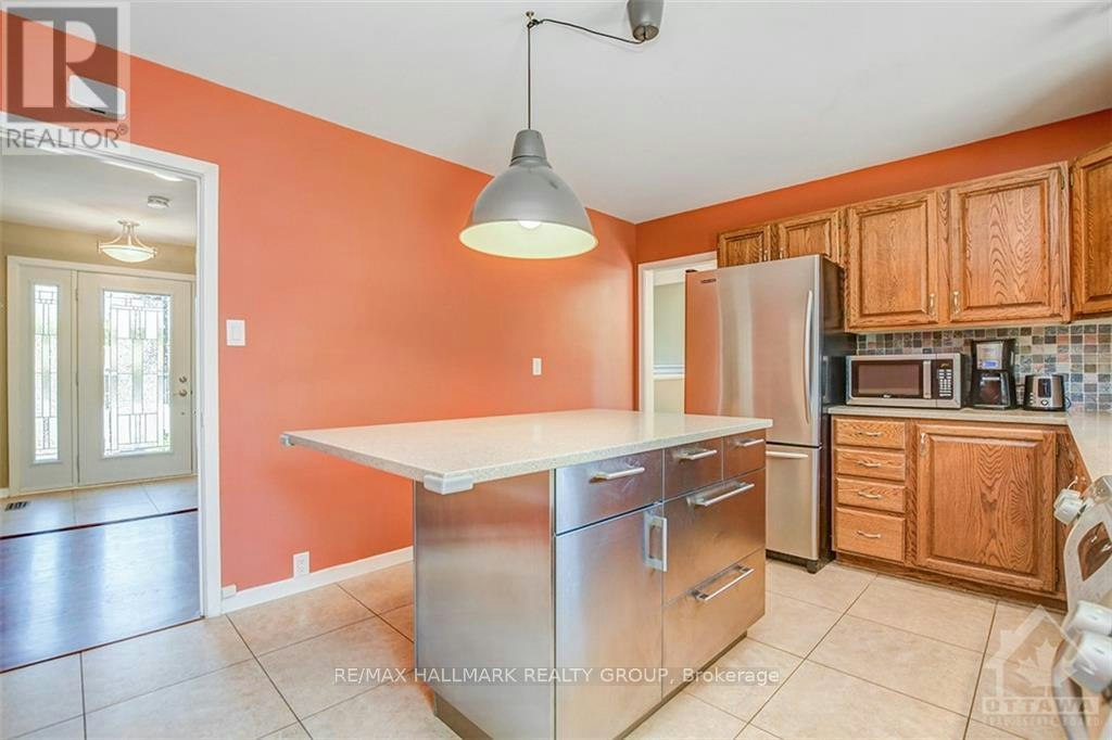 2678 Ulster Crescent, Ottawa, ON, K1V 8J6 - 12