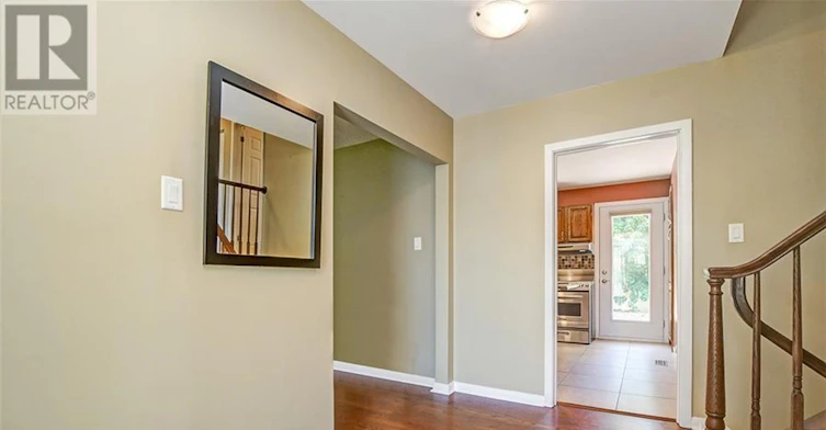 2678 Ulster Crescent, Ottawa, ON, K1V 8J6 - 4