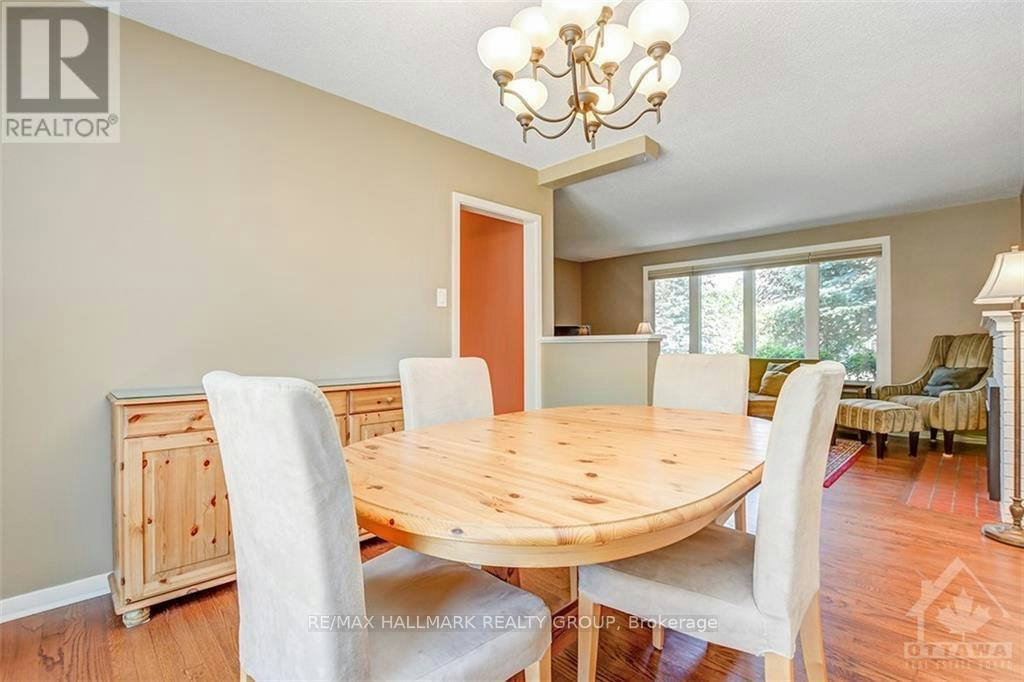 2678 Ulster Crescent, Ottawa, ON, K1V 8J6 - 10