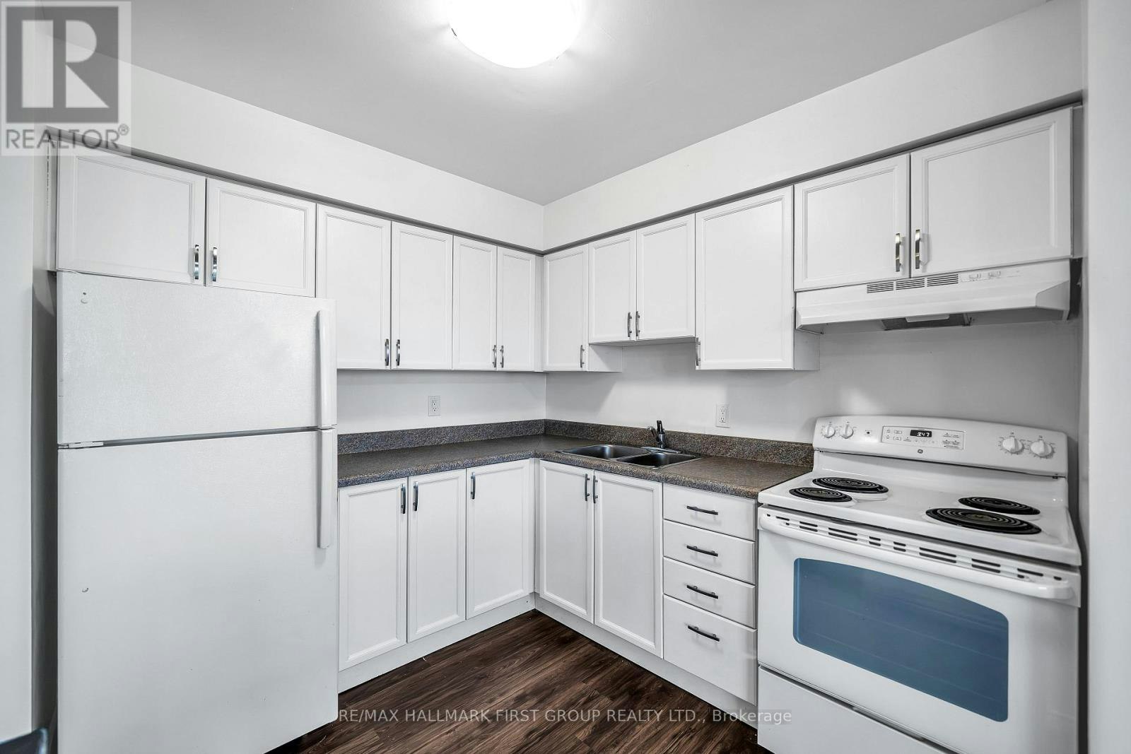 703-145 Liberty Street S, Clarington, ON, L1C 4K5 - 8