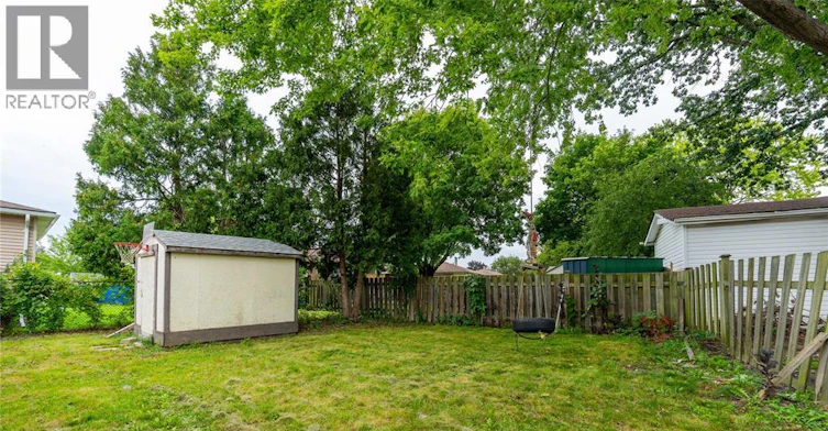 1104 Overlea Crescent, Sarnia, ON, N7S 4E7 - 21