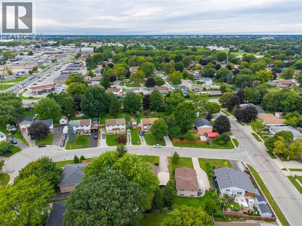1104 Overlea Crescent, Sarnia, ON, N7S 4E7 - 29