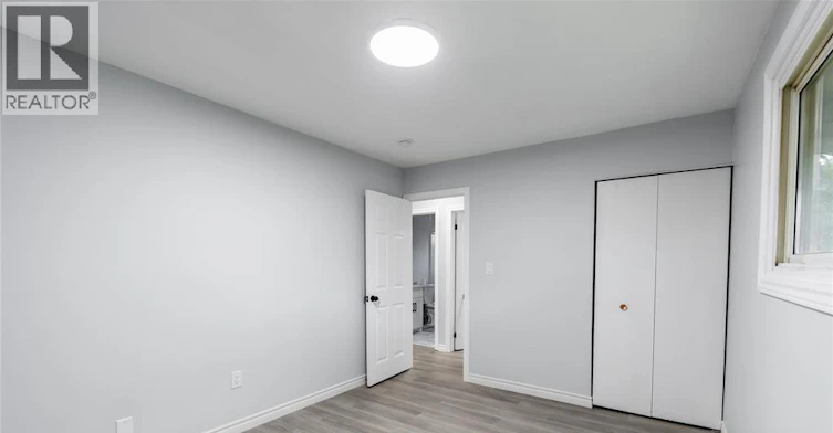 1104 Overlea Crescent, Sarnia, ON, N7S 4E7 - 11