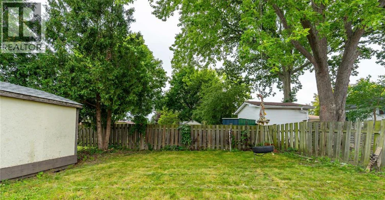 1104 Overlea Crescent, Sarnia, ON, N7S 4E7 - 22