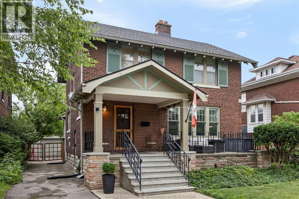 1528 Victoria Avenue, Windsor, ON, N8X 1P5