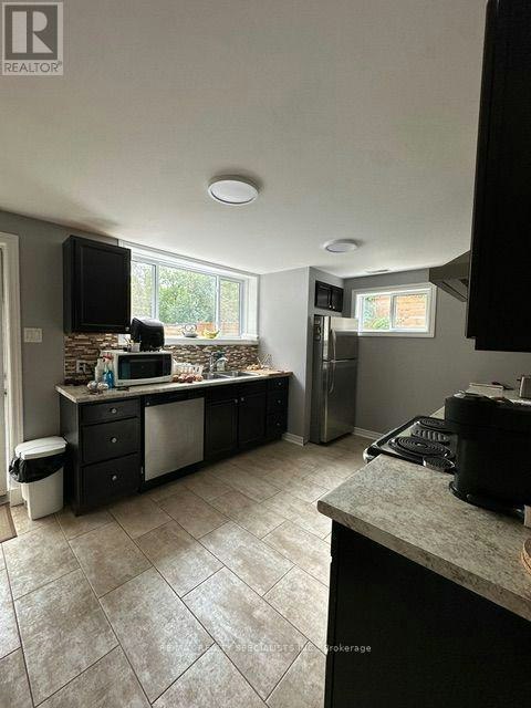 LOWER-189 Little Avenue, Barrie, ON, L4N 6L1 - 12