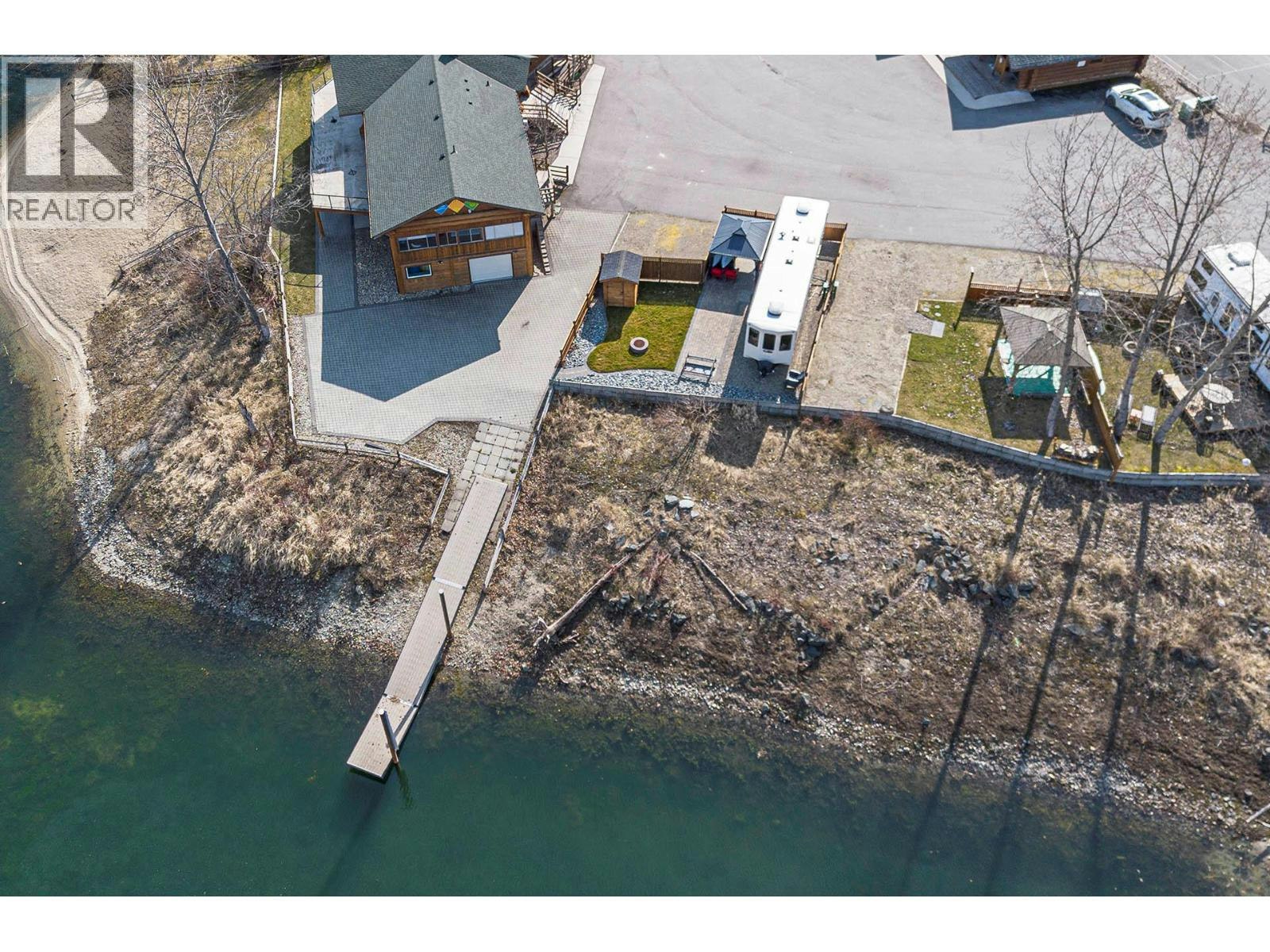 2 Clubhouse Lane, Lee Creek, BC, V0E 1M4