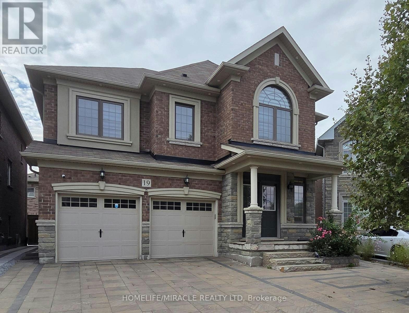 19 Belgium Crescent, Brampton, ON, L7A 4R2 - 3