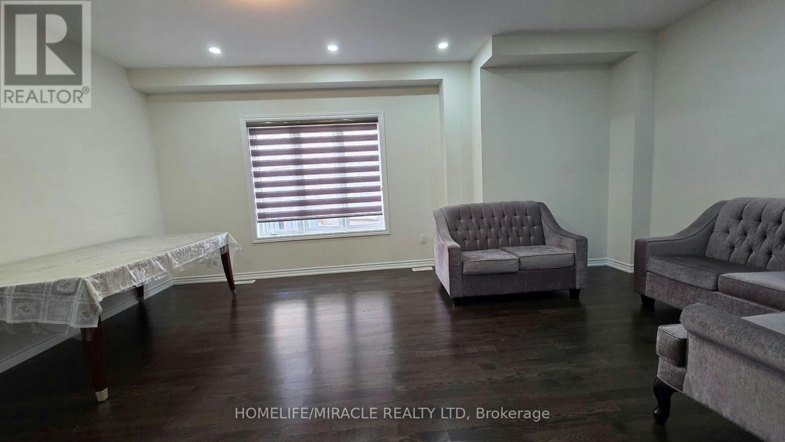 19 Belgium Crescent, Brampton, ON, L7A 4R2 - 8